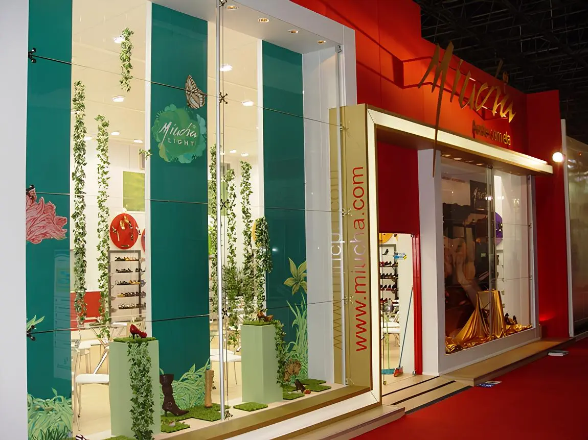 Stand personalizado montado pela DL Feiras e Eventos — projeto 2177