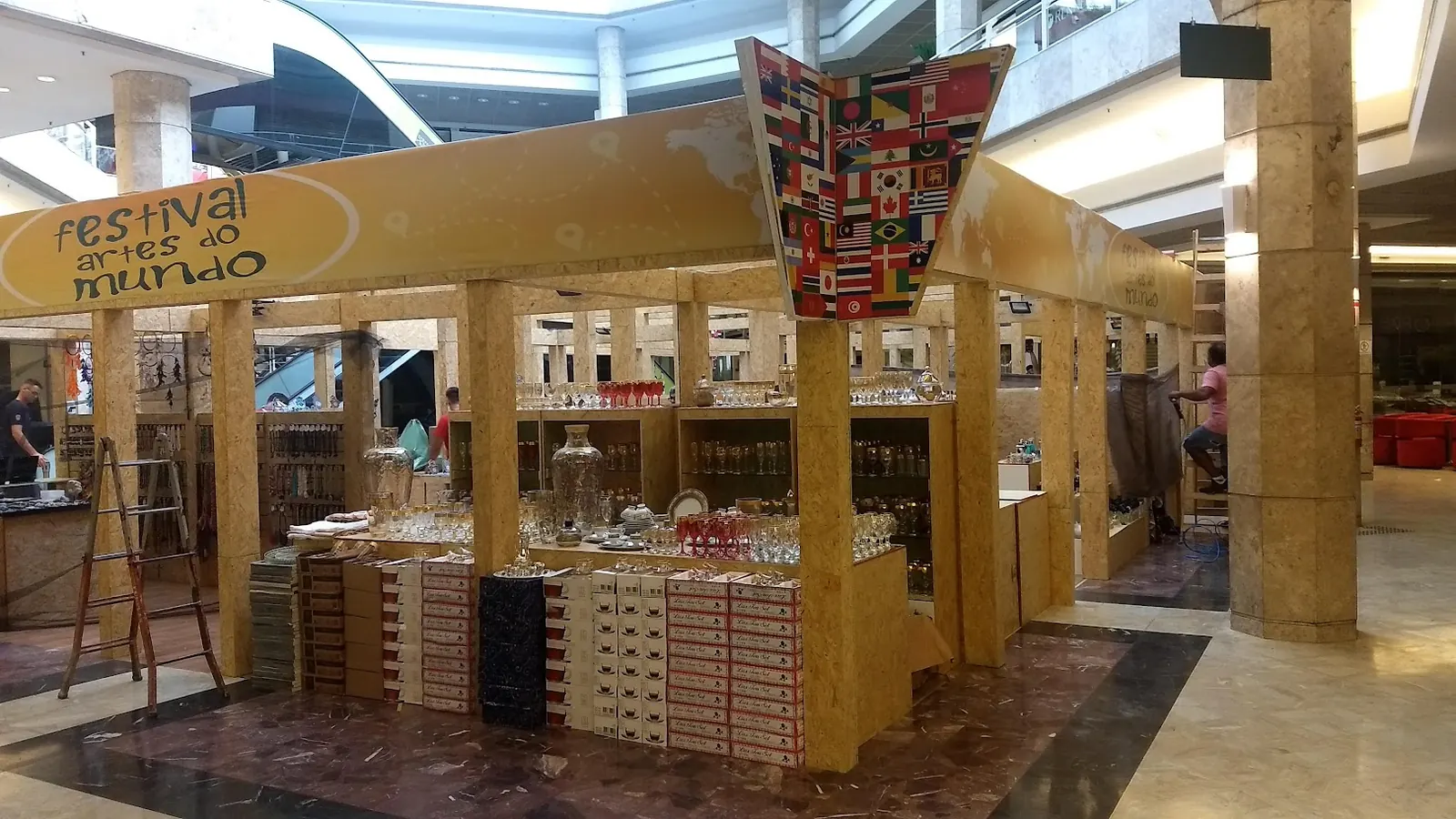 Feira em Shopping — imagem 1 de 7