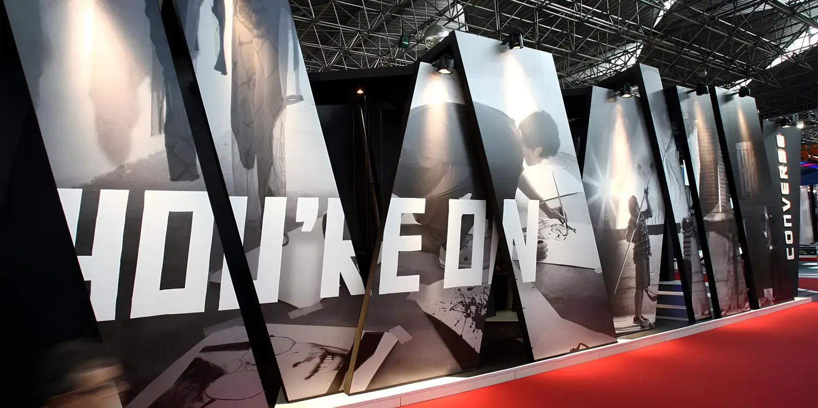 Stand personalizado montado pela DL Feiras e Eventos — projeto 2194