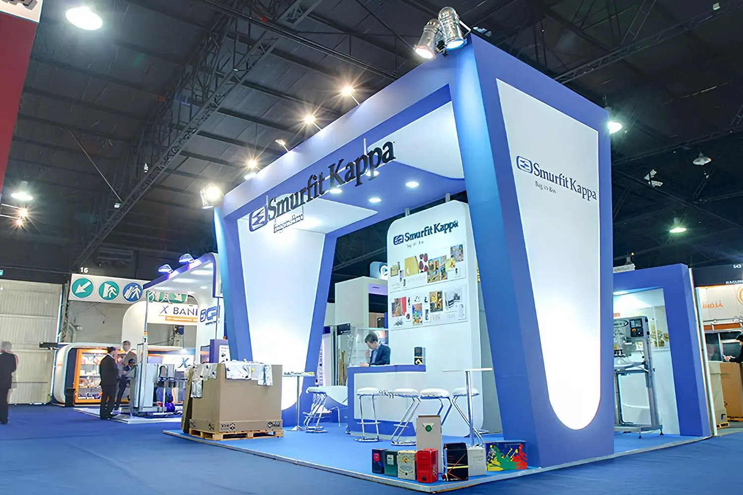 Stand personalizado montado pela DL Feiras e Eventos — projeto 2195